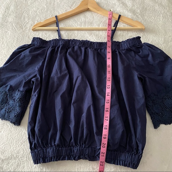 Dark Blue Cold Shoulder Cropped Waist Lace Trim Sleeve Top - Picture 3 of 10